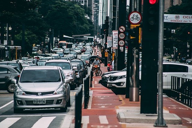 Estudo mostra o papel das cidades para uma economia de zero carbono. Leia em Convergência pelo Brasil.